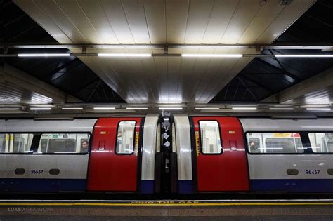 Finchley Road Station - London Photography - Tubemapper