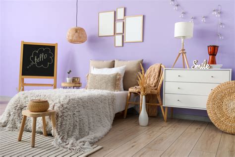 Lavender Walls Bedroom Ideas | www.resnooze.com