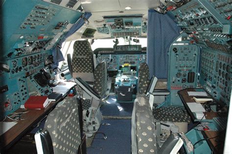 HI-TECH Automotive: Antonov An-225 Mriya Cockpit