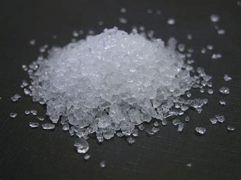 Silica gel | Desiccant, Moisture Absorber, Adsorbent | Britannica