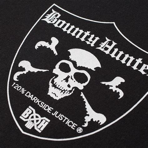 Bounty Hunter Emblem Skull Tee Black | END. (US)