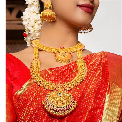 Indian Jewelry Sets Gold : Gold Bridal Jewellery Set ~ South India Jewels | Bridal ... | The ...