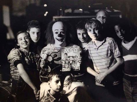 Pennywise (1990) : r/OldSchoolCool