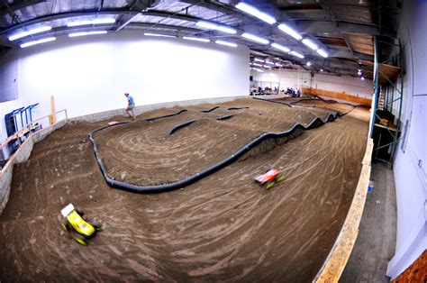 Indoor racing is back in San Diego! - RC Car Action