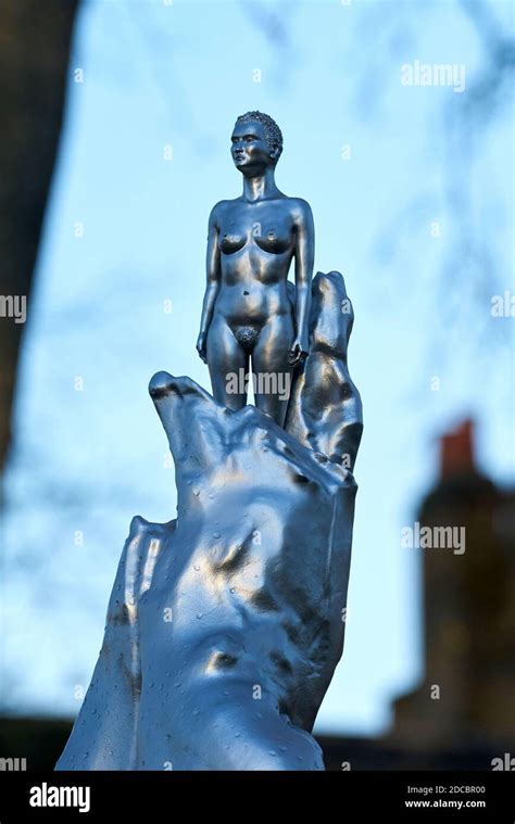 Mary wollstonecraft statue maggie hambling hi-res stock photography and ...