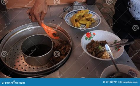 Soto Lamongan Seller Prepares a Menu at His Stall Stock Image - Image of koya, caucasian: 271022701