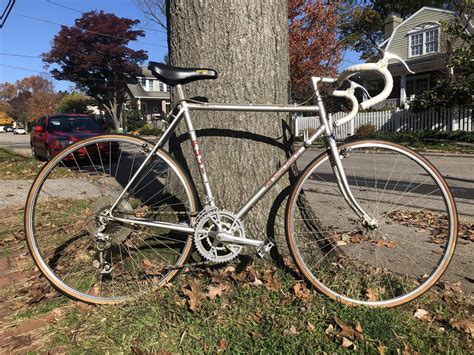 $60 find - Fuji Touring III - all original(?) : Vintage_bicycles