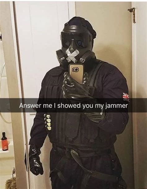 Best boyfriend mute cosplay : Rainbow6