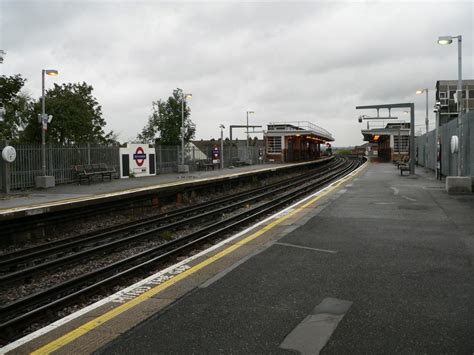 South Harrow Underground Station (Harrow, 1935) | Structurae