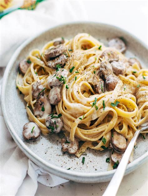 Creamy Mushrooms Fettuccine