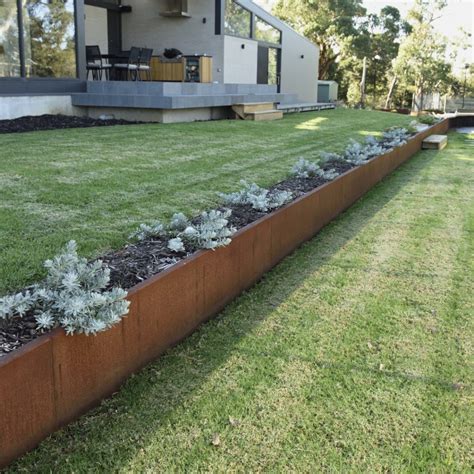 Corten Steel Edging: The Rustic Beauty You Need in Your Garden - Ideal Edging Metal Garden Edging