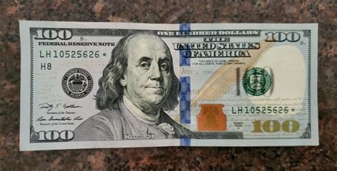 $100 Dollar Bill Star Note U.S. Federal Reserve Series 2009A LH10525626* | One Stop Collectible Shop