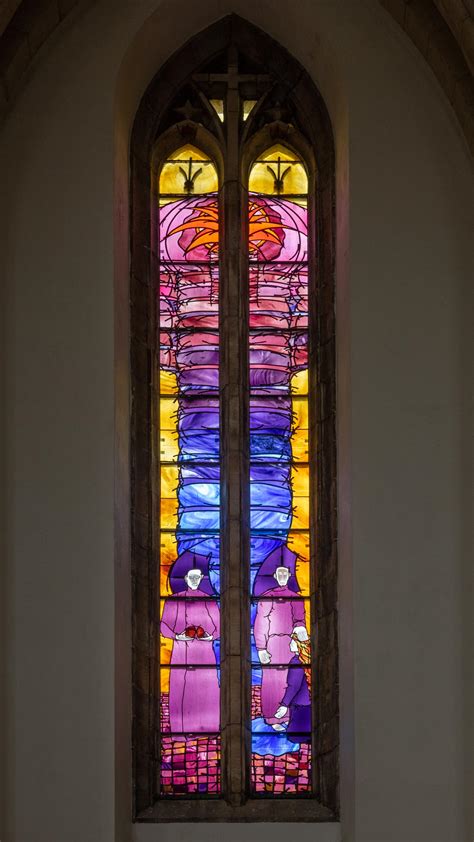 Guildford Cathedral, Surrey - Visit Stained Glass