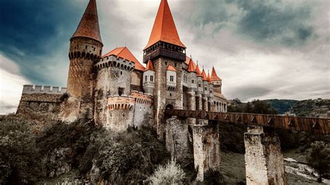 What lies beneath the Transylvanian castle that imprisoned 'Dracula'? | Fox News