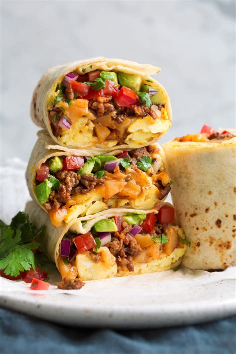 Easy Bacon Breakfast Burrito Recipe - Burrito Walls