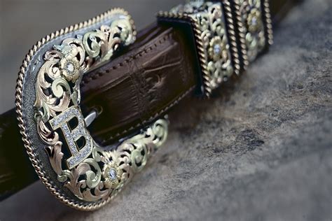 Rhinestone Cowboy: Clint Orms's Custom Belt Buckles a Work of Art - Newsweek