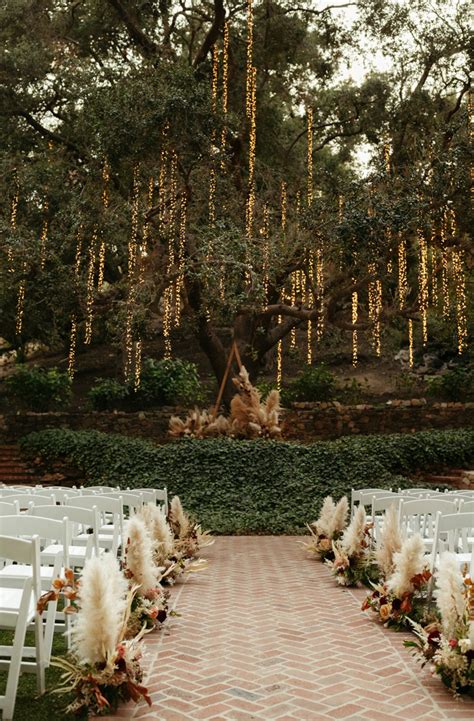 11 Romantic Wedding Ideas Straight Out of a Fairy Tale - Junebug Weddings