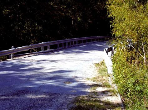 Tracking the Donkey Lady beneath Donkey Lady Bridge | San Antonio | San Antonio Current