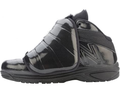 New Balance V3 MLB All-Black Mid-Cut Umpire Plate Shoes | MLB ...