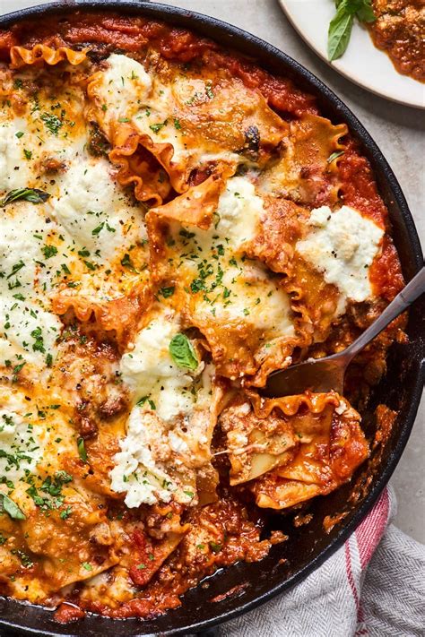 35 Best Cast Iron Skillet Recipes - Insanely Good