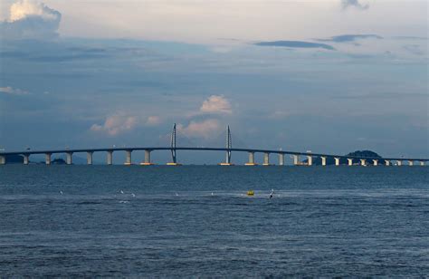 Hong Kong–Zhuhai–Macau Bridge - Wikipedia