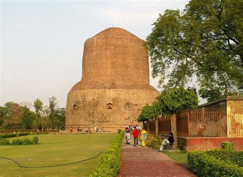 Dhamek Stupa in Sarnath