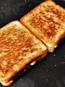 Simple Cheese Toast Sandwich | Plain Cheese Toast Sandwich - The Spicy Cafe