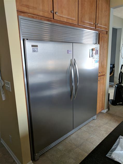 Really loud Frigidaire Professional fridge freezer combo : r/Appliances