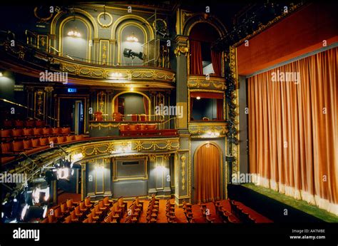 Auditorium Aldwych Theatre London Stock Photo: 4146365 - Alamy