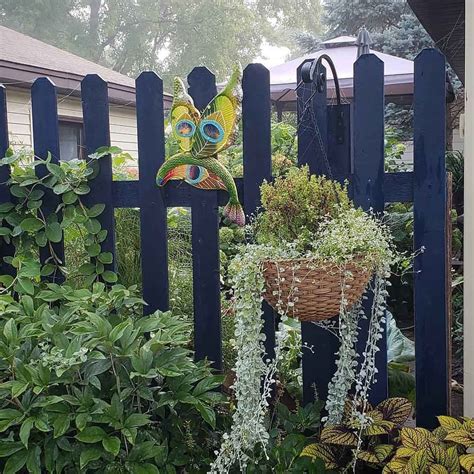 Healthy Food Delivery : Fence Paint: 10 of the Best Color Ideas