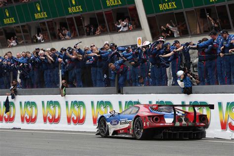 History Repeats Itself: Ford Wins at Le Mans, Beats Ferrari - The News ...