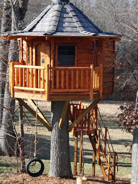 Treehouse Designers Guide: Tree Top Builders | HGTV