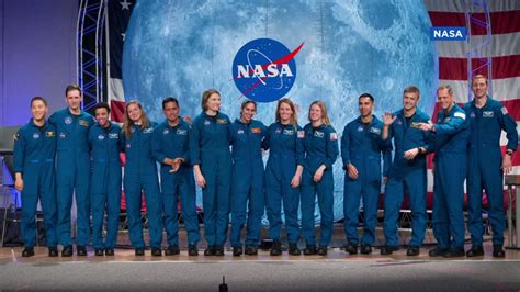 NASA welcomes 11 new astronauts, increasing number of those eligible ...