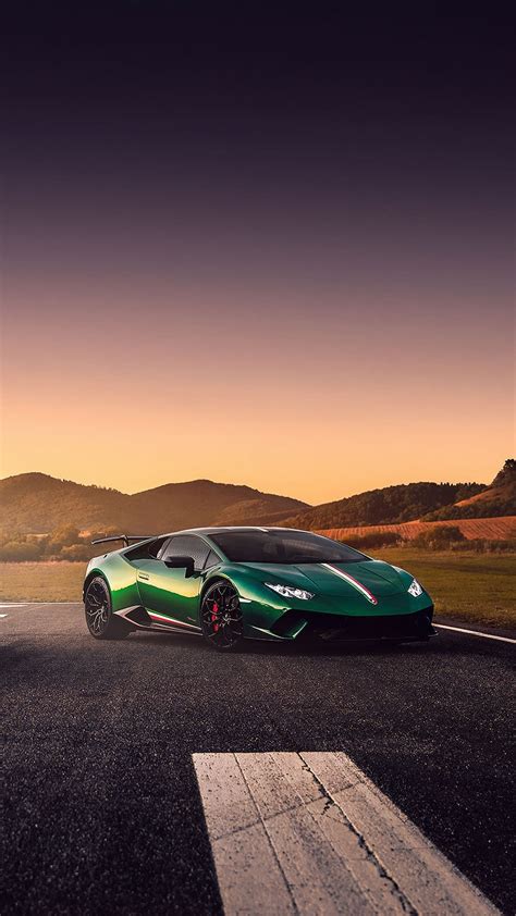 Lamborghini Wallpapers - Top 35 Best Lamborghini Backgrounds Download ...