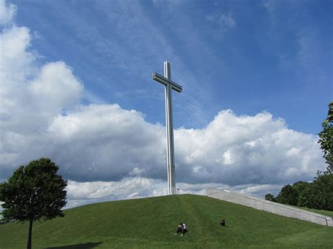 The Papal Cross, Phoenix Park. Dublin City 1979 | Curious Ireland