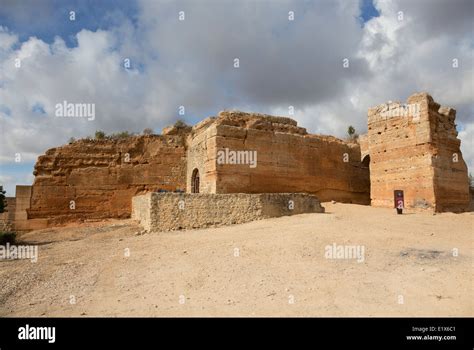 Paderne Castle, The Algarve, portugal Stock Photo - Alamy