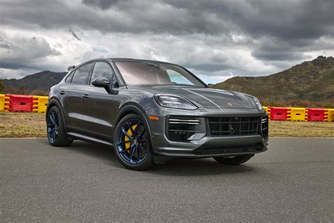 Porsche Cayenne Gts 2024 - Rowe Rebekkah