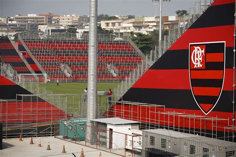 Servidor que teria negado alvará ao estádio do Flamengo é exonerado ...