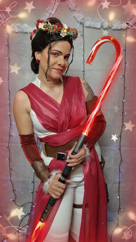 Rey - Star Wars (xmas version) : r/cosplay