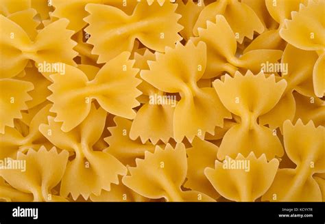 Butterfly pasta background,italian pasta Stock Photo - Alamy