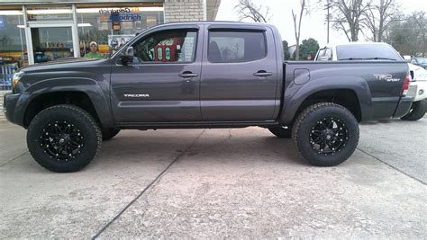 Toyota Tacoma 3 Inch Lift Kit