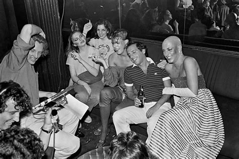 The never-before-seen footage of notorious New York nightclub Studio 54 | Sleek Magazine