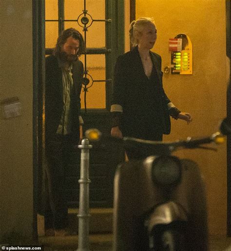 Keanu Reeves and girlfriend Alexandra Grant enjoy dinner in Berlin with ...