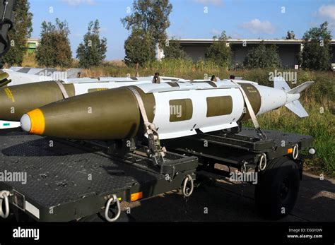 Jdam smart bomb hi-res stock photography and images - Alamy