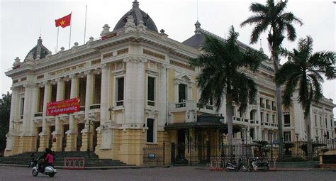 Hanoi Opera House - Seeing Hanoi Attractions