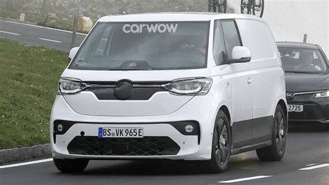 2022 Volkswagen ID Buzz electric van spotted: prices, specs and release ...