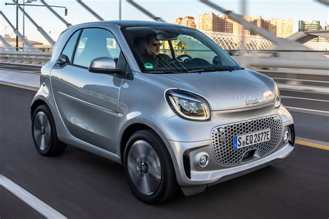 New Smart EQ ForTwo 2020 review | Auto Express