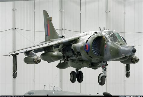 Hawker Siddeley Harrier GR3 - UK - Air Force | Aviation Photo #1309180 | Airliners.net