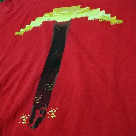 MINECRAFT TSHIRT Mojang Offical Merchandise, Men's Fashion, Tops & Sets, Tshirts & Polo Shirts ...