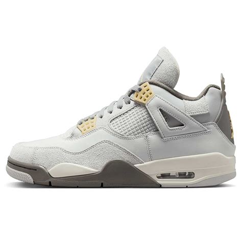 Köp AIR JORDAN 4 RETRO SE CRAFT för N/A 0.0 på KICKZ.com!